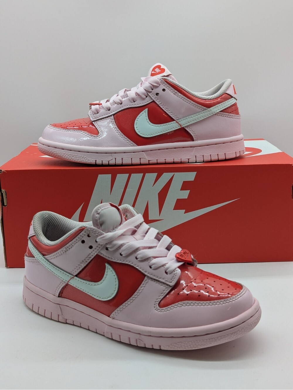 Nike Dunk Low Valentine's Day Red Pink Girls Size 3.5Y / Women's 5 IQ0218-663